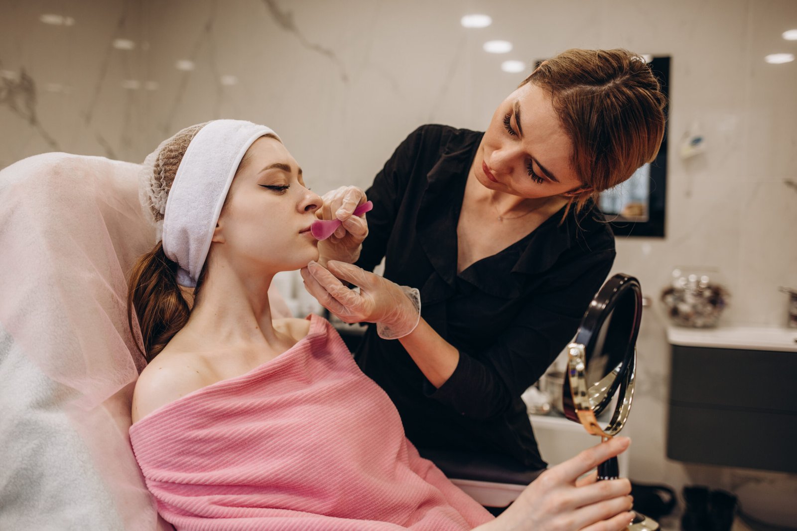 EyeBrow Shaping, Lamination & Tint